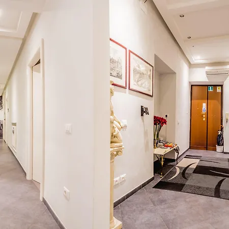 Domus Alberti Bed and Breakfast 4*