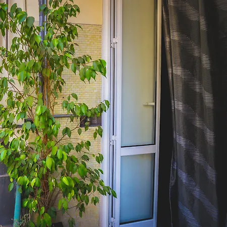 Domus Alberti Bed and Breakfast 4*