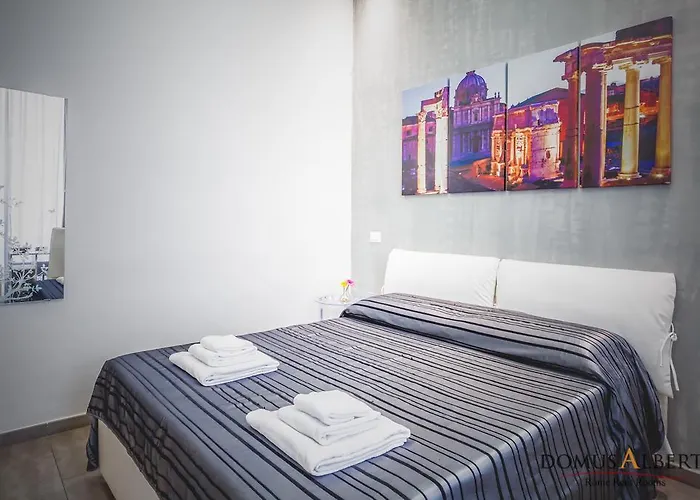 Domus Alberti فندق مبيت وإفطار