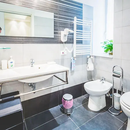 Domus Alberti 4* Rzym